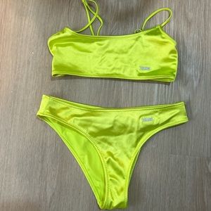 Triangl bikini